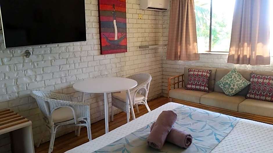Holland Park Motel